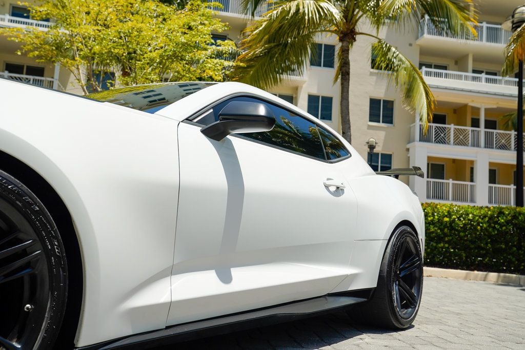 2018 Chevrolet Camaro Coupe ZL1 photo 38