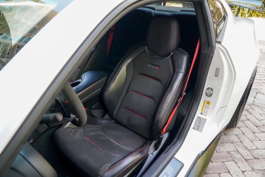 2018 Chevrolet Camaro Coupe ZL1 photo 53