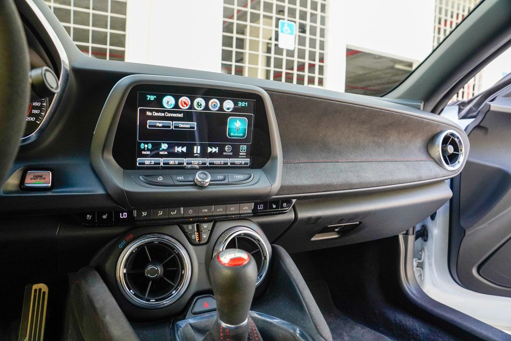 2018 Chevrolet Camaro Coupe ZL1 photo 60