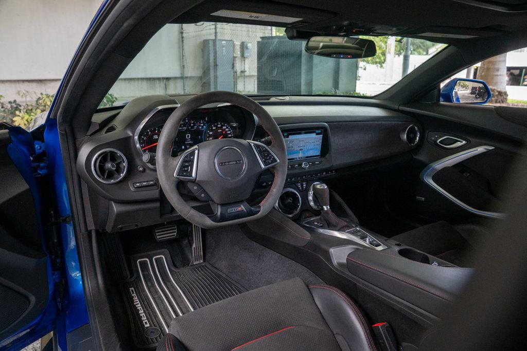 2018 Chevrolet Camaro ZL1 photo 3