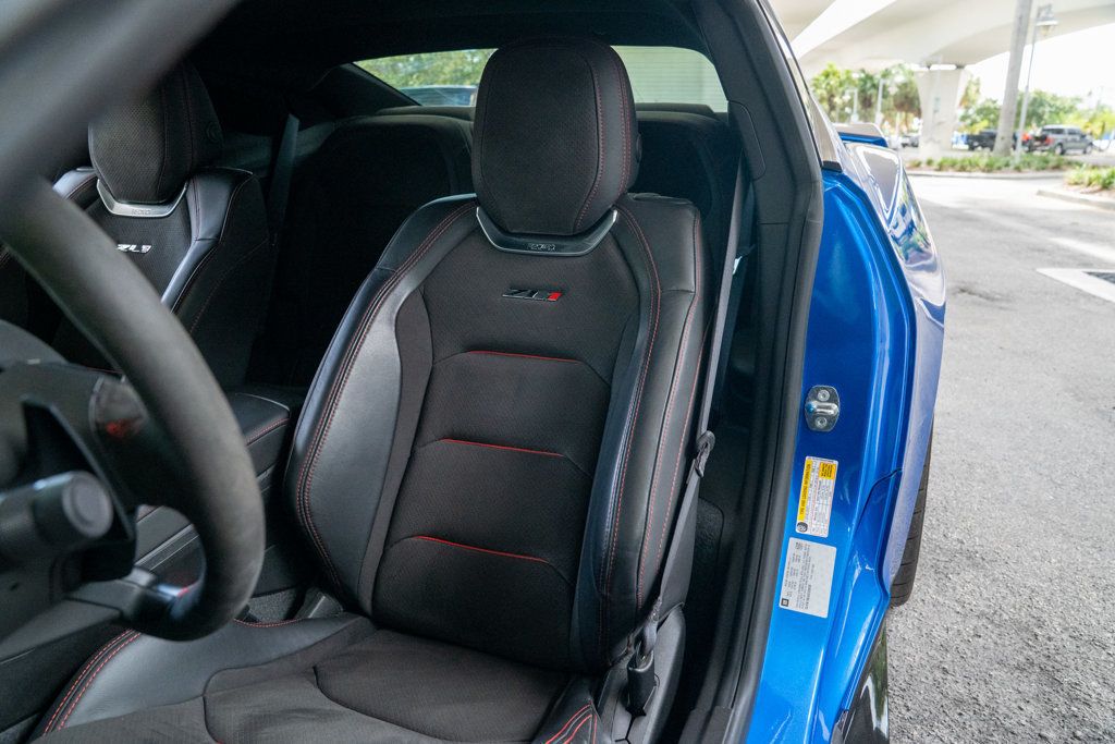 2018 Chevrolet Camaro 2dr Coupe ZL1 - 22903017 - 53
