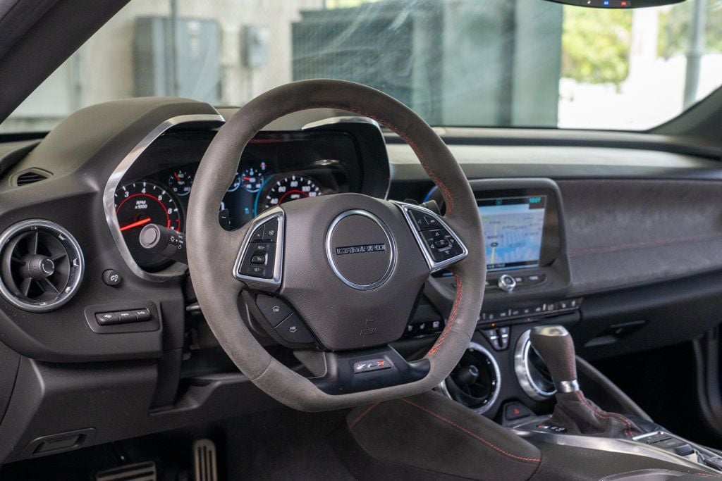 2018 Chevrolet Camaro 2dr Coupe ZL1 - 22903017 - 56