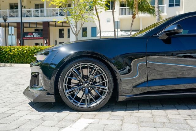 2018 Chevrolet Camaro 2dr Coupe ZL1 - 23017835 - 11