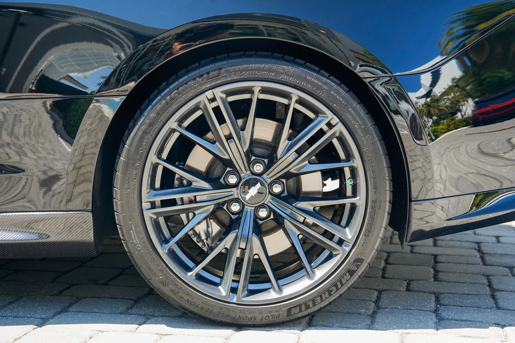 2018 Chevrolet Camaro 2dr Coupe ZL1 - 23017835 - 14