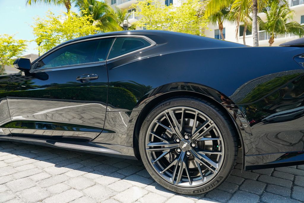 2018 Chevrolet Camaro 2dr Coupe ZL1 - 23017835 - 15