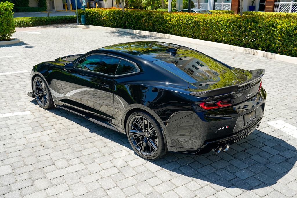2018 Chevrolet Camaro 2dr Coupe ZL1 - 23017835 - 18