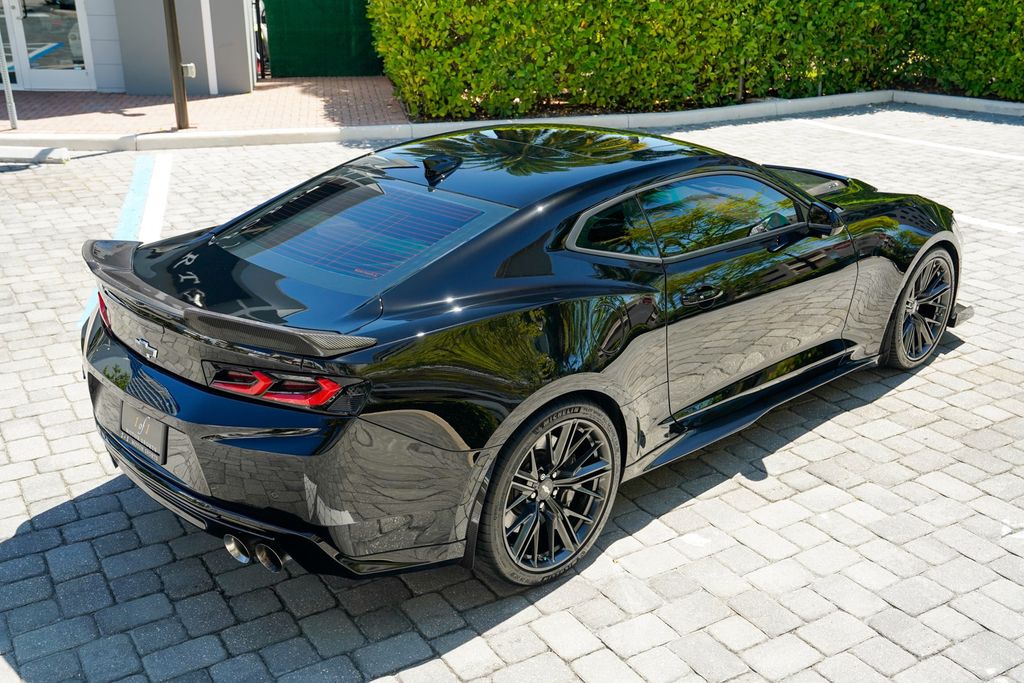 2018 Chevrolet Camaro 2dr Coupe ZL1 - 23017835 - 25