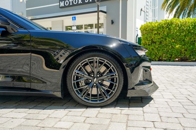 2018 Chevrolet Camaro 2dr Coupe ZL1 - 23017835 - 31