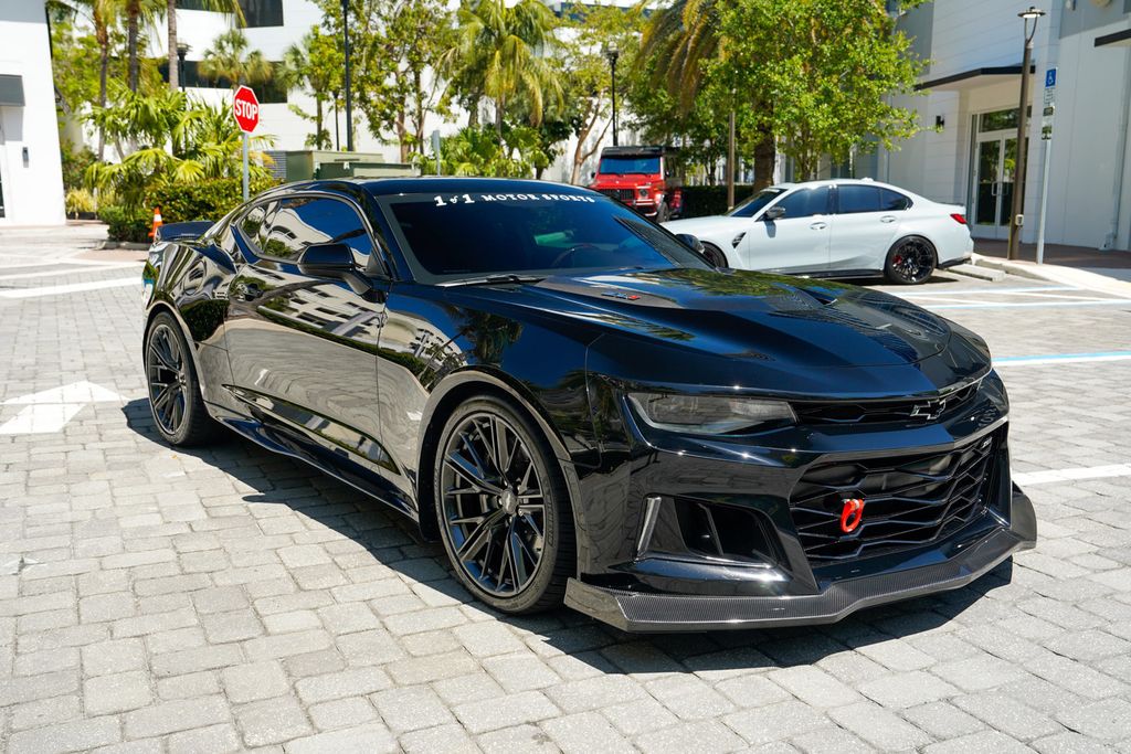 2018 Chevrolet Camaro 2dr Coupe ZL1 - 23017835 - 37