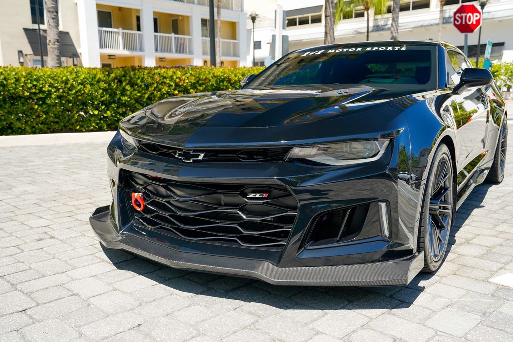 2018 Chevrolet Camaro 2dr Coupe ZL1 - 23017835 - 39