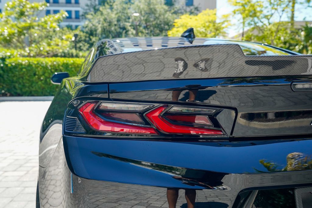 2018 Chevrolet Camaro 2dr Coupe ZL1 - 23017835 - 43