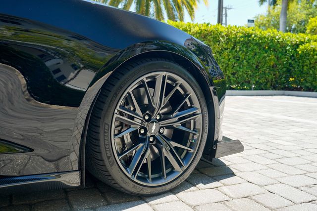 2018 Chevrolet Camaro 2dr Coupe ZL1 - 23017835 - 45