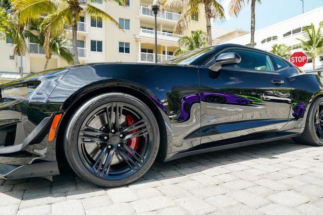 2018 Chevrolet Camaro 2dr Coupe ZL1 - 23028199 - 11
