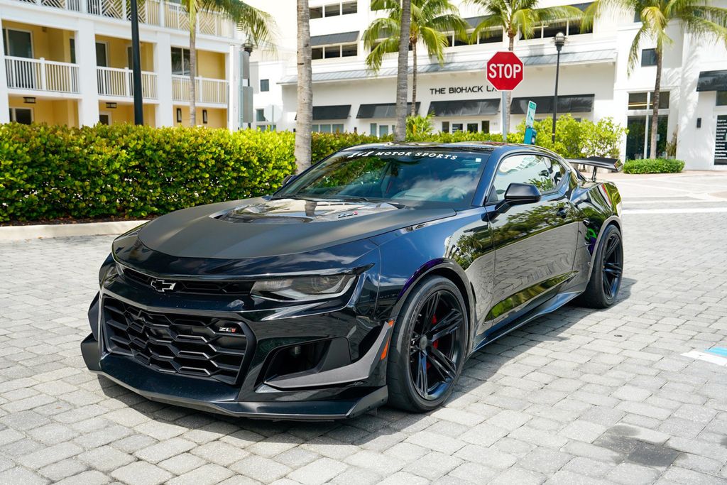 2018 Chevrolet Camaro 2dr Coupe ZL1 - 23028199 - 1