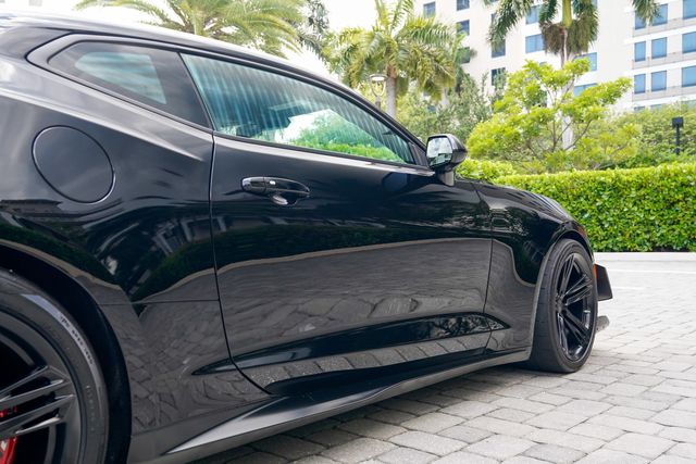 2018 Chevrolet Camaro 2dr Coupe ZL1 - 23028199 - 28
