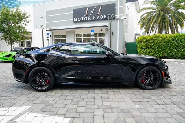 2018 Chevrolet Camaro 2dr Coupe ZL1 - 23028199 - 32