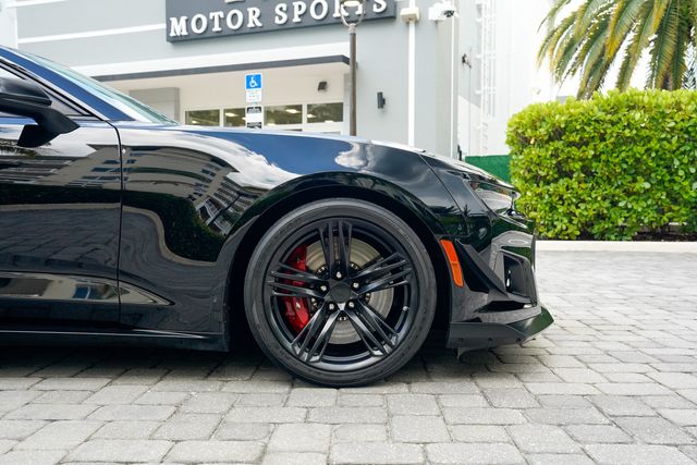 2018 Chevrolet Camaro 2dr Coupe ZL1 - 23028199 - 33