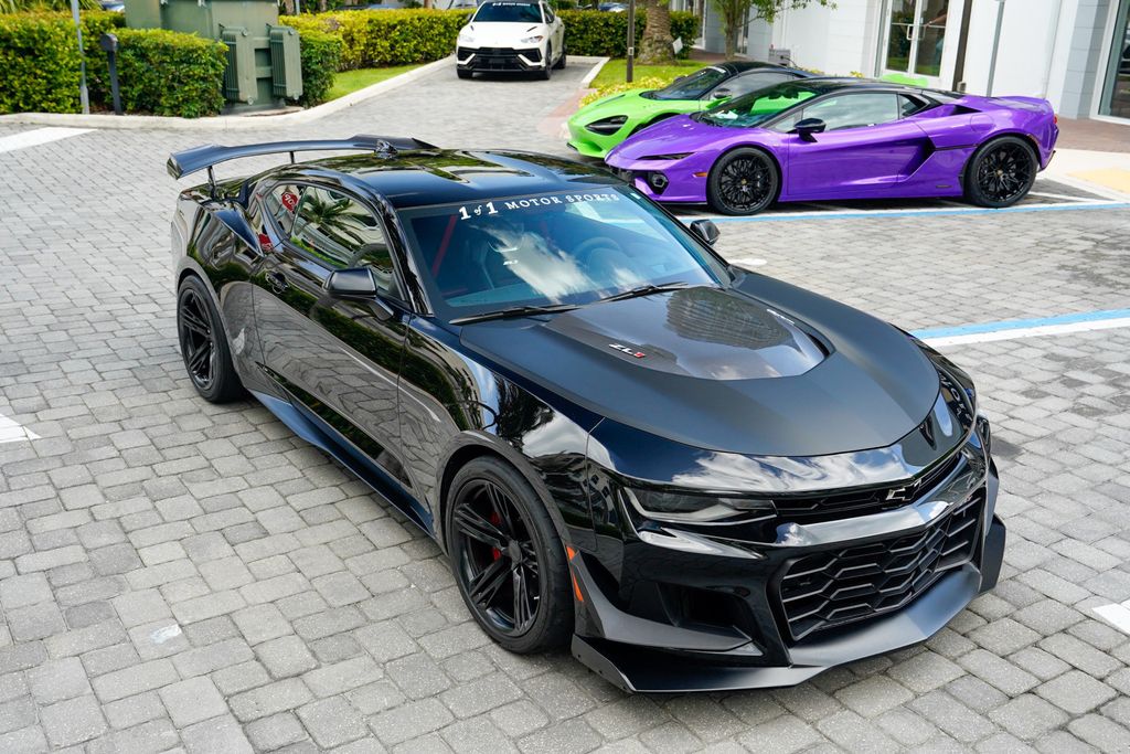 2018 Chevrolet Camaro 2dr Coupe ZL1 - 23028199 - 38