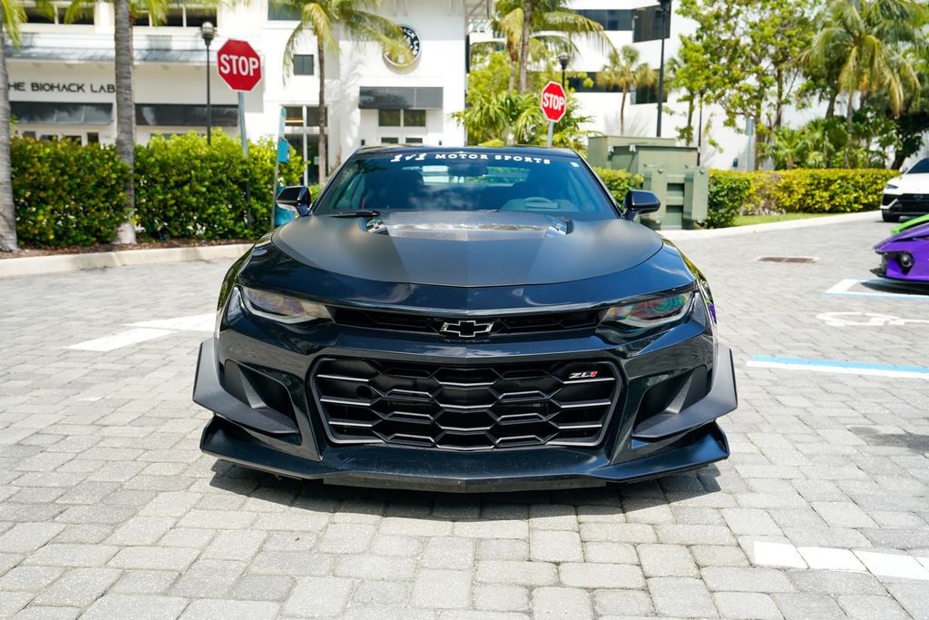 2018 Chevrolet Camaro 2dr Coupe ZL1 - 23028199 - 3