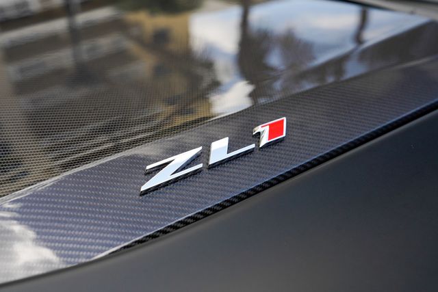 2018 Chevrolet Camaro 2dr Coupe ZL1 - 23028199 - 43