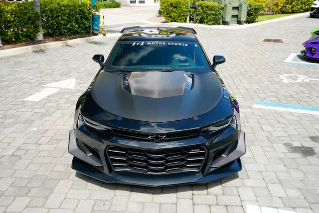 2018 Chevrolet Camaro 2dr Coupe ZL1 - 23028199 - 4