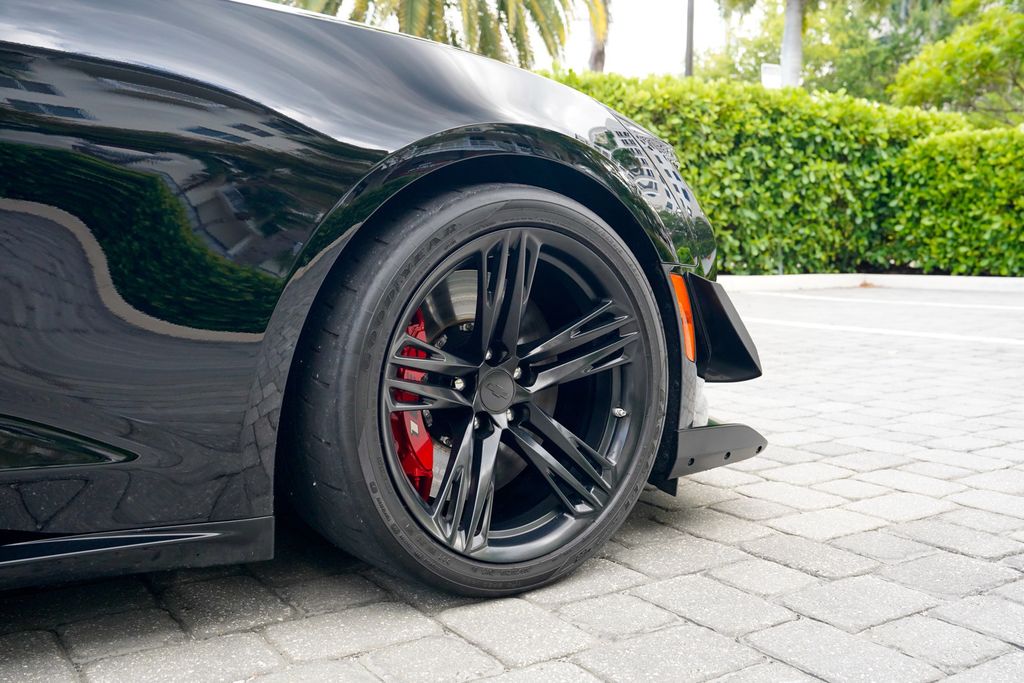 2018 Chevrolet Camaro 2dr Coupe ZL1 - 23028199 - 50