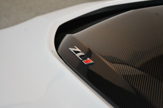 2018 Chevrolet Camaro 2dr Coupe ZL1 - 23031499 - 17