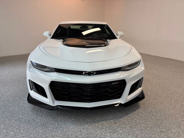 2018 Chevrolet Camaro 2dr Coupe ZL1 - 23031499 - 1
