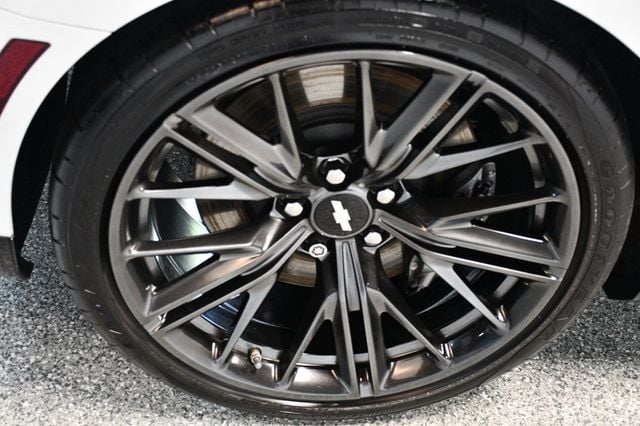 2018 Chevrolet Camaro 2dr Coupe ZL1 - 23031499 - 21
