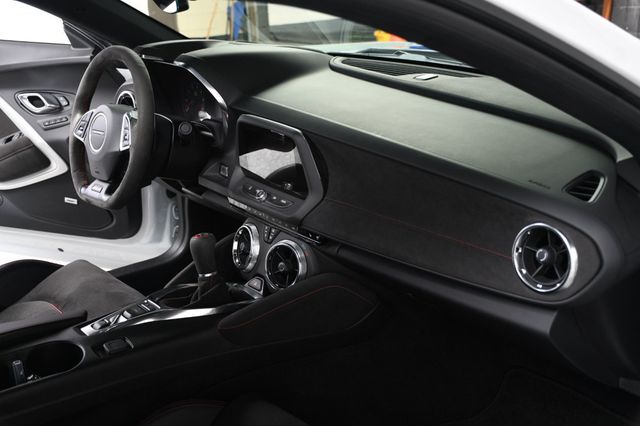 2018 Chevrolet Camaro 2dr Coupe ZL1 - 23031499 - 26