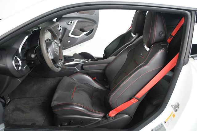 2018 Chevrolet Camaro 2dr Coupe ZL1 - 23031499 - 27