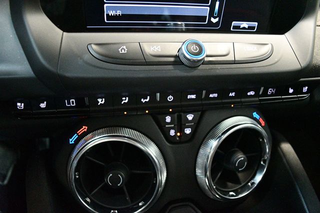 2018 Chevrolet Camaro 2dr Coupe ZL1 - 23031499 - 54