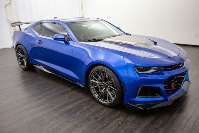 2018 Chevrolet Camaro 2dr Coupe ZL1 - 22571102 - 1