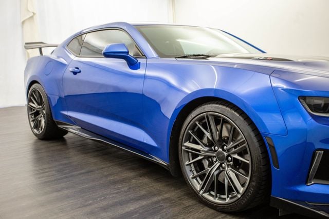 2018 Chevrolet Camaro 2dr Coupe ZL1 - 22571102 - 29