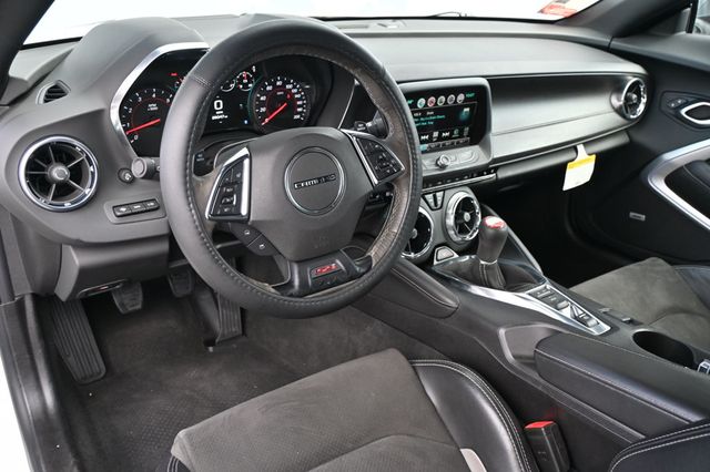 2018 Chevrolet Camaro 2SS Track Performance Package - 23020985 - 11