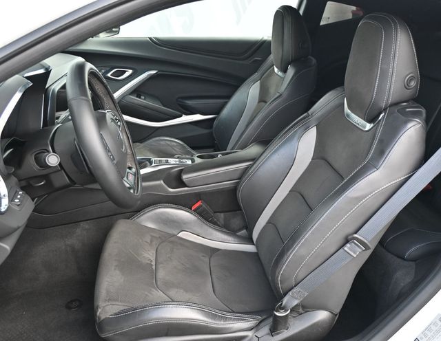 2018 Chevrolet Camaro 2SS Track Performance Package - 23020985 - 17