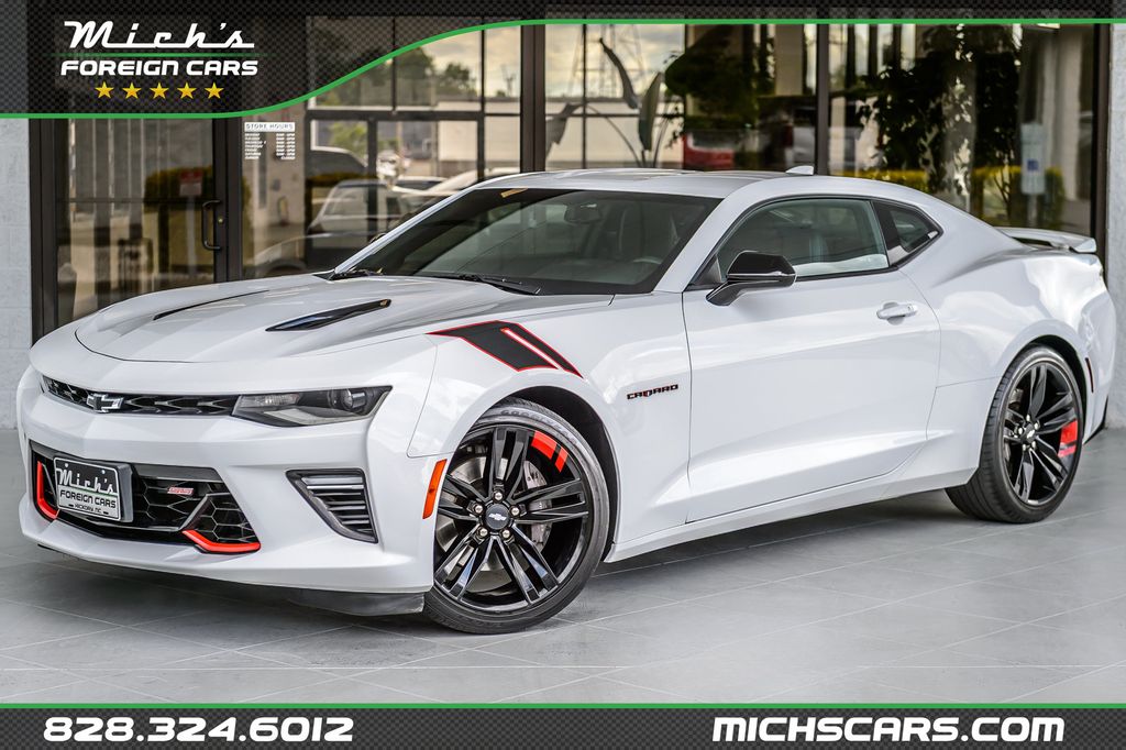 2018 Chevrolet Camaro CAMARO 1SS REDLINE EDITION - SIX SPEED - SUPER CLEAN MUST SEE - 23023693 | Video 1