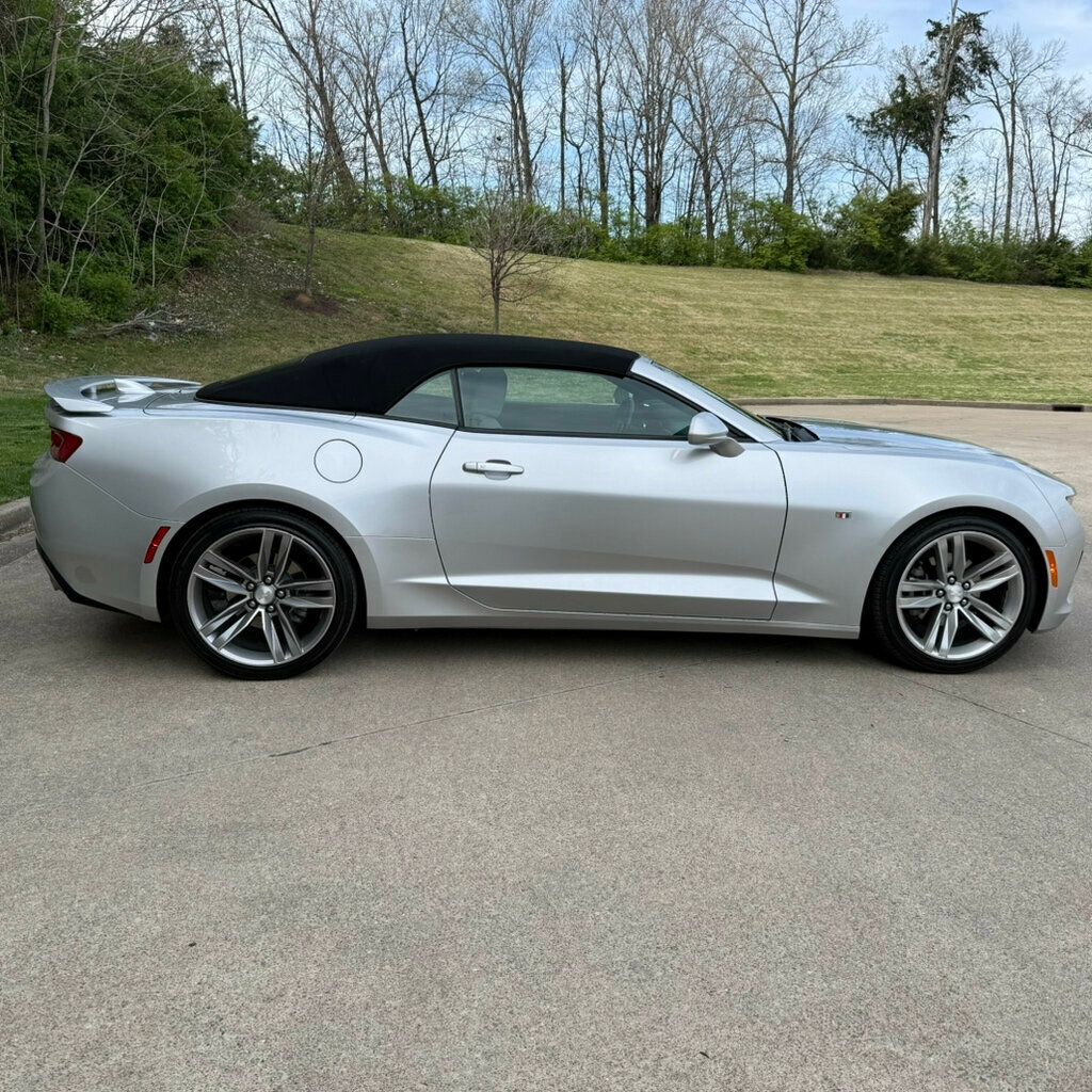 2018 Chevrolet Camaro Camaro Rally Sport Convertible - 23000022 - 32