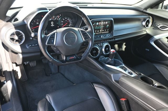 2018 Chevrolet Camaro Coupe SS 6 Speed Manual - 22970904 - 8