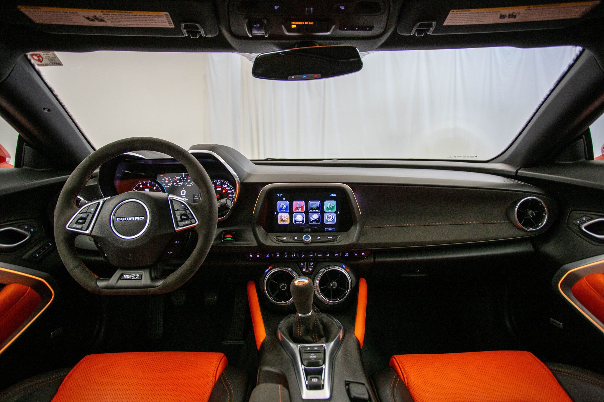 2018 Chevrolet Camaro 2SS Coupe photo 13