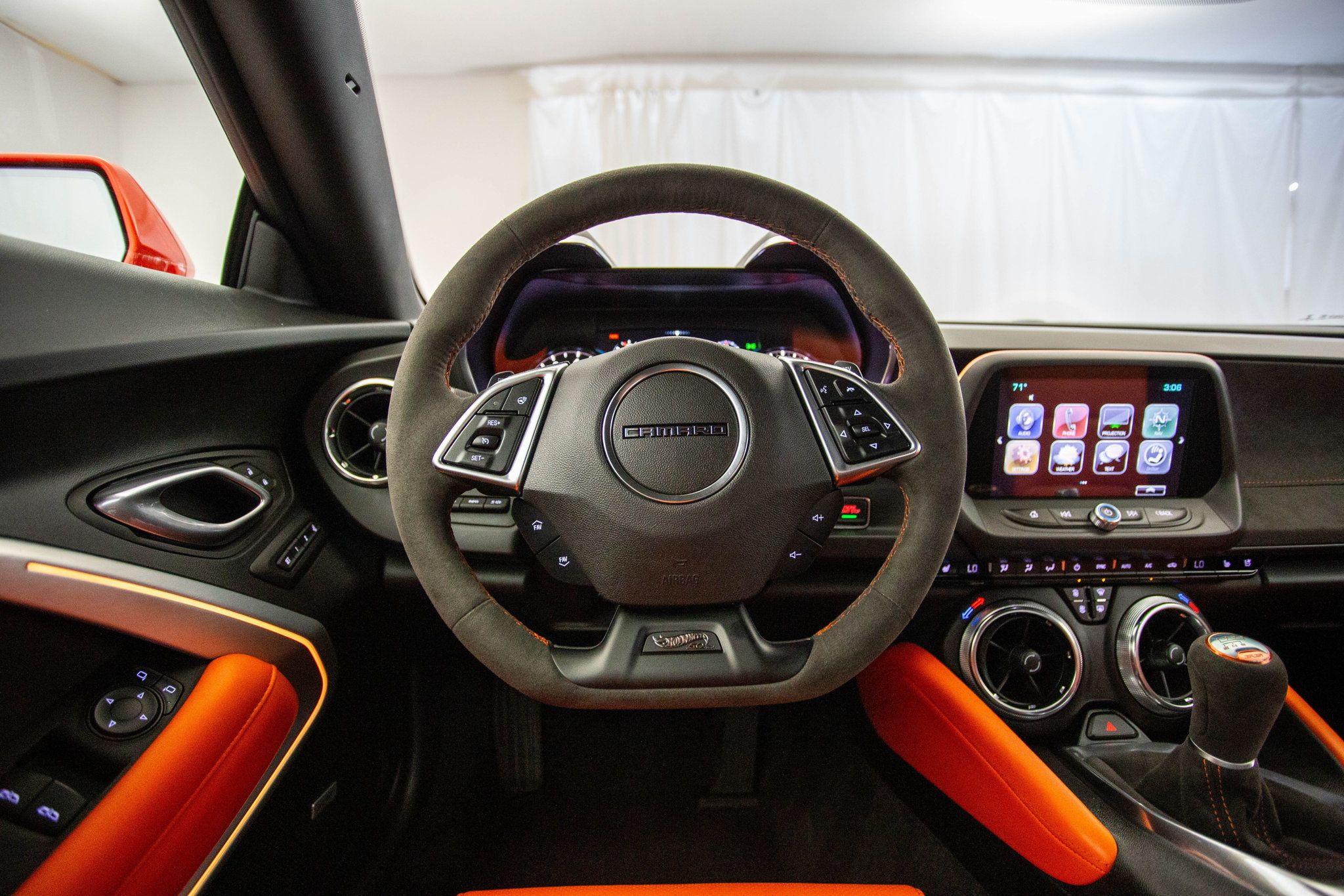 2018 Chevrolet Camaro 2SS Coupe photo 43