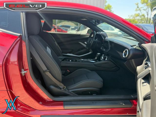 2018 Chevrolet Camaro SS Coupe 2D - 23068516 - 15