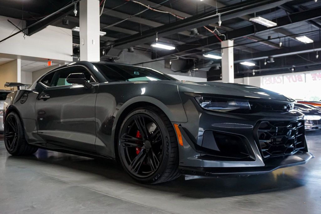 2018 Chevrolet Camaro ZL1 1LE photo 2