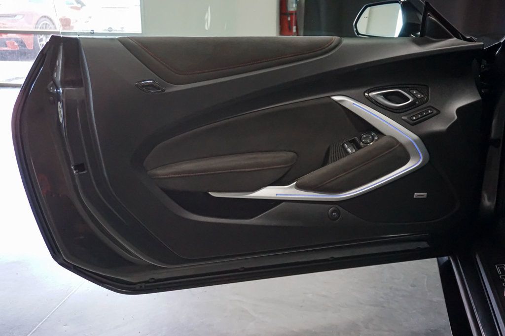 2018 Chevrolet Camaro *ZL1 1LE Track Package* *6-Speed Manual* *OInly 8k Miles* - 23003382 - 14