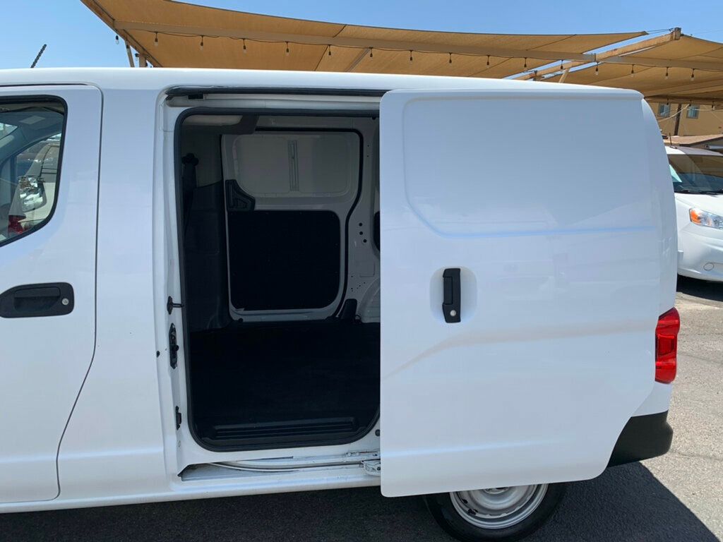 2018 Chevrolet City Express Cargo Van FWD 115" LS 1-Owner - 23050738 - 11
