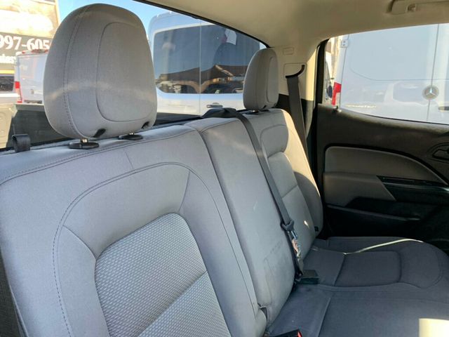 2018 Chevrolet Colorado 2WD Crew Cab 128.3" Work Truck - 22971370 - 35