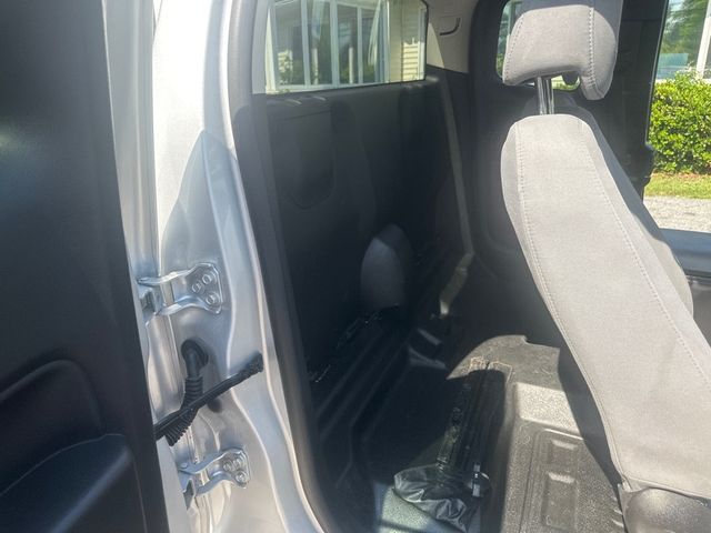 2018 Chevrolet Colorado 2WD Ext Cab 128.3" Work Truck - 23024590 - 14