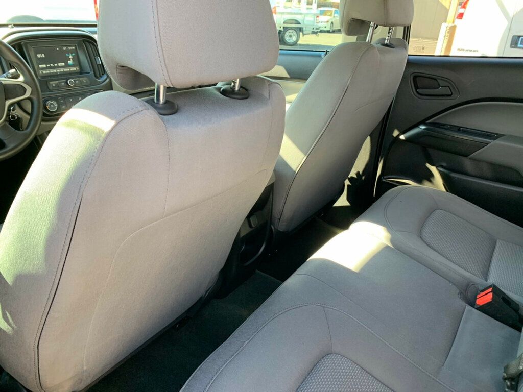 2018 Chevrolet Colorado 4WD Crew Cab 128.3" Work Truck - 22971370 - 30