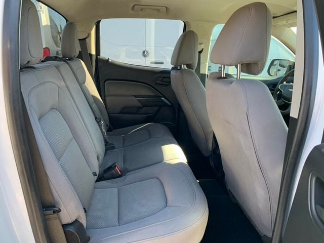 2018 Chevrolet Colorado 4WD Crew Cab 128.3" Work Truck - 22971370 - 34