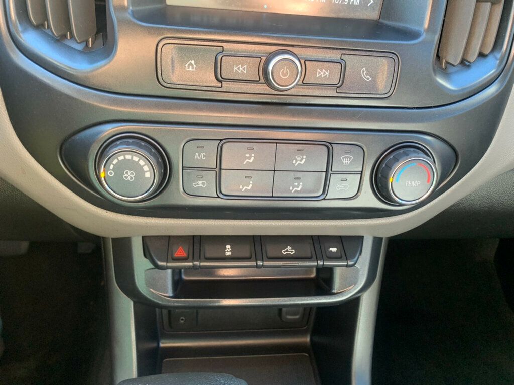 2018 Chevrolet Colorado 4WD Crew Cab 128.3" Work Truck - 22971370 - 37